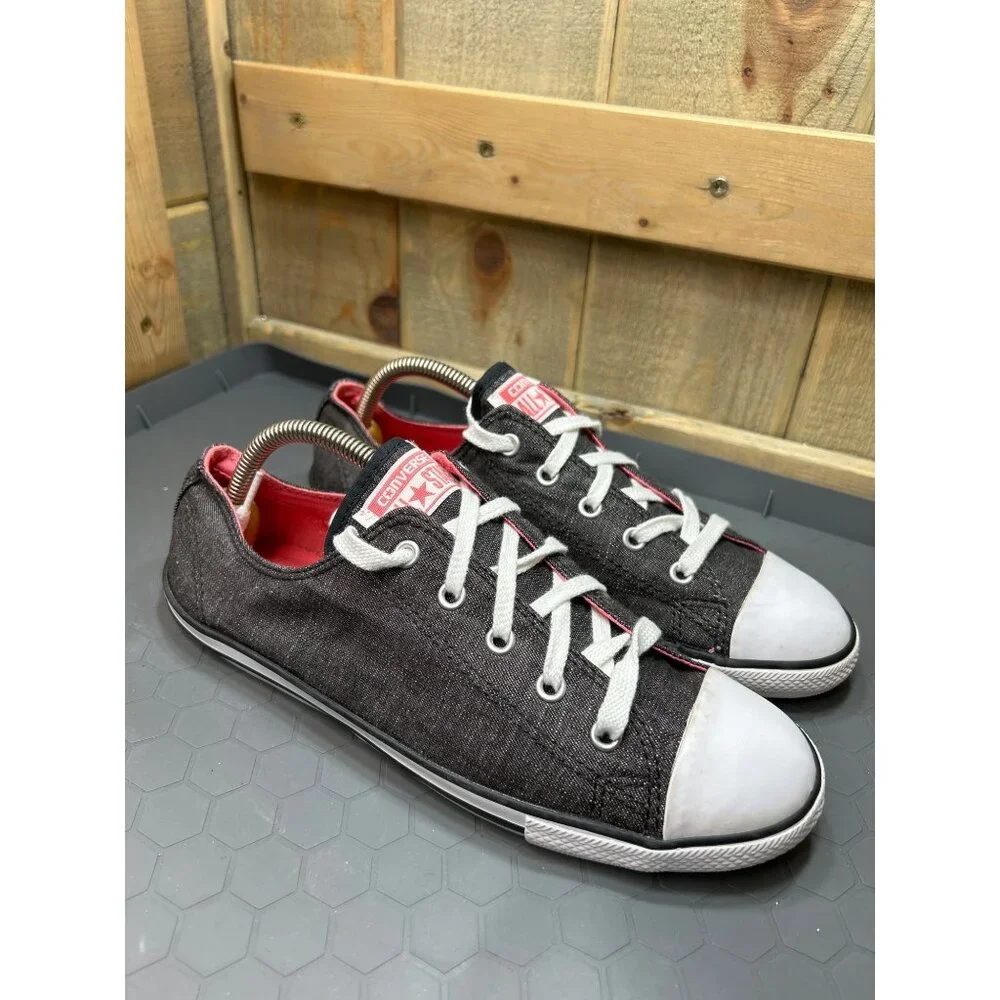 Converse Womens All Star Low-Top Sneakers Size 9 US Black & White Canvas